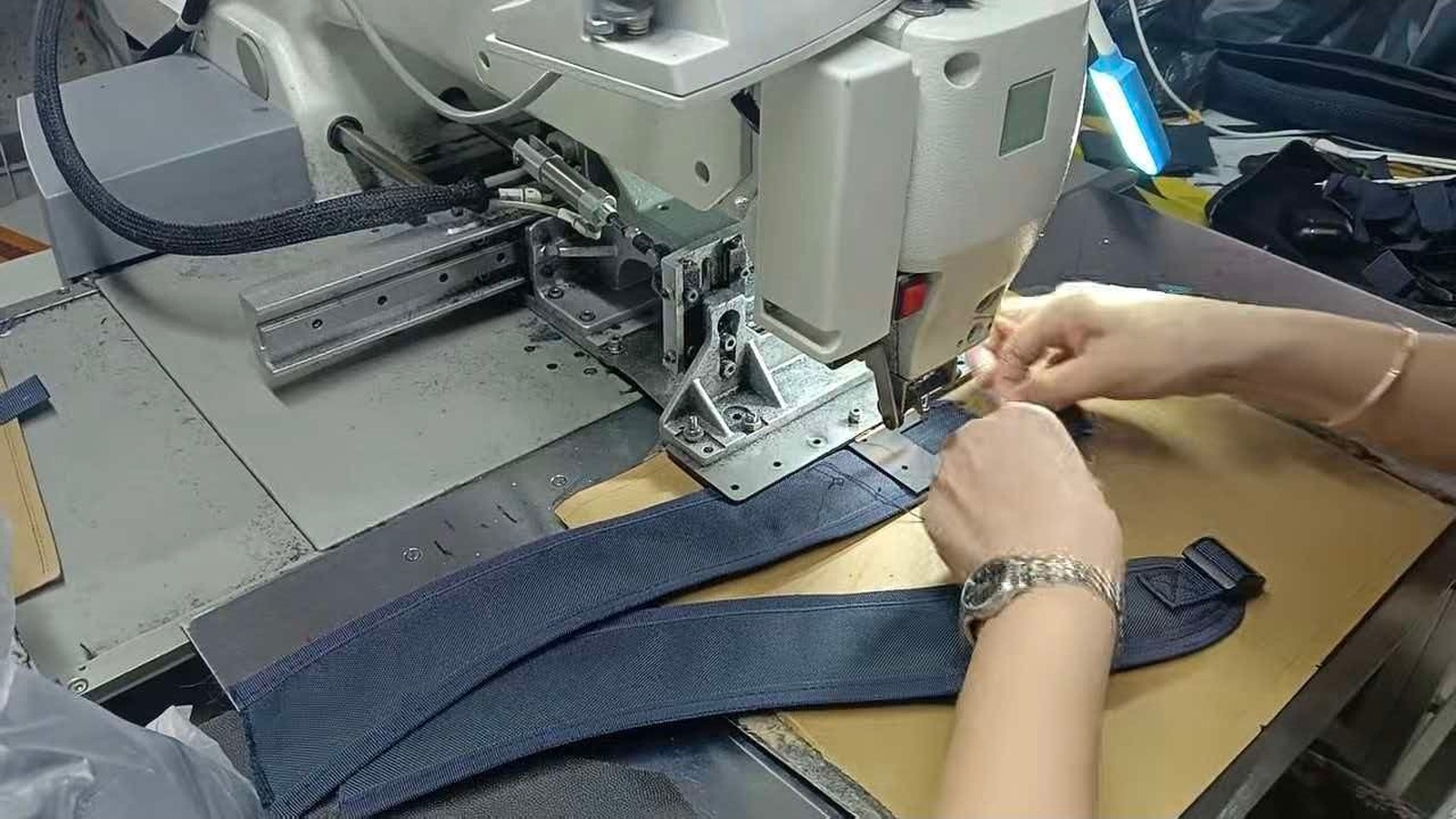 Heavy-duty precision stitching